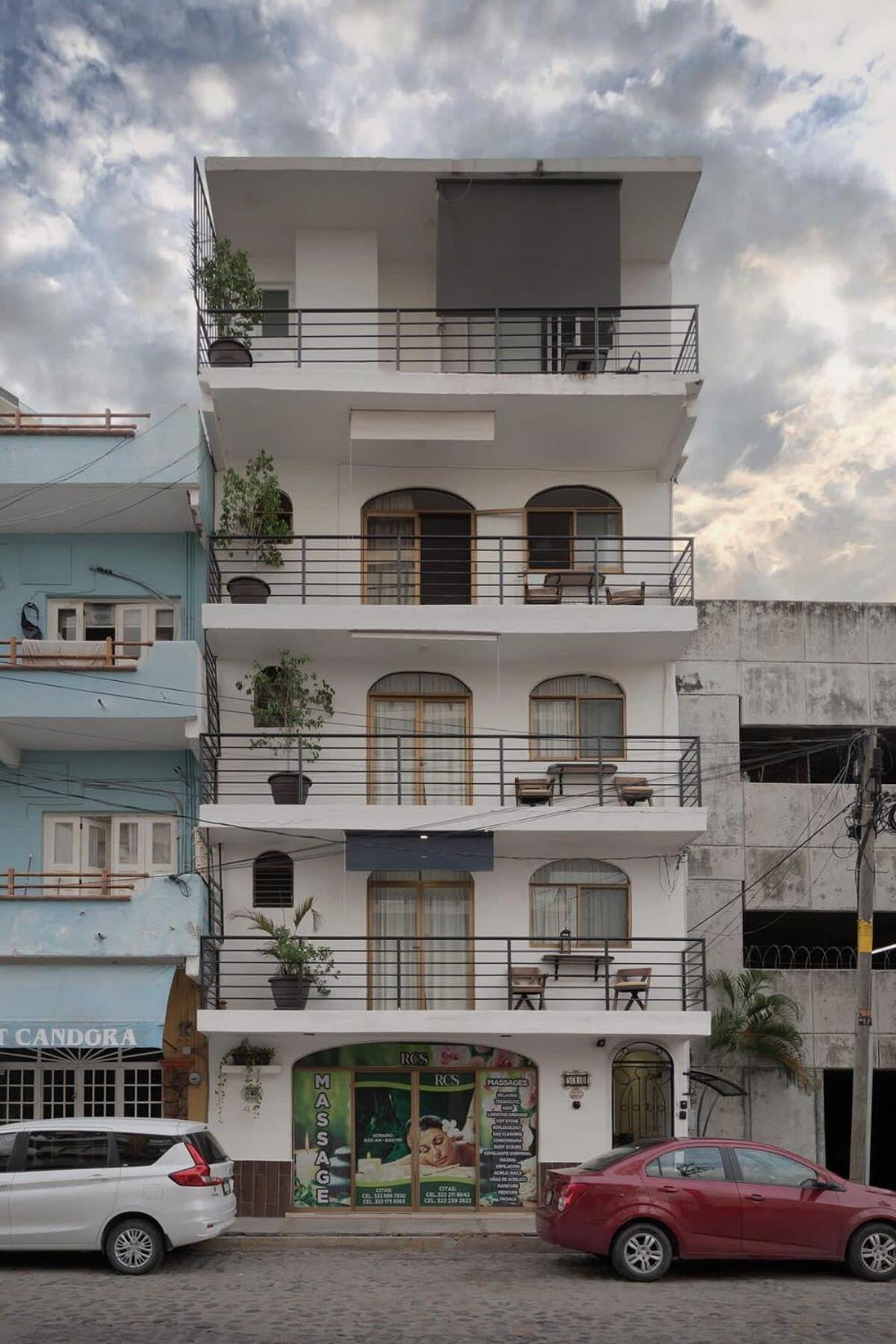 Apartment 1bedroom - 1 Block Away To Icon