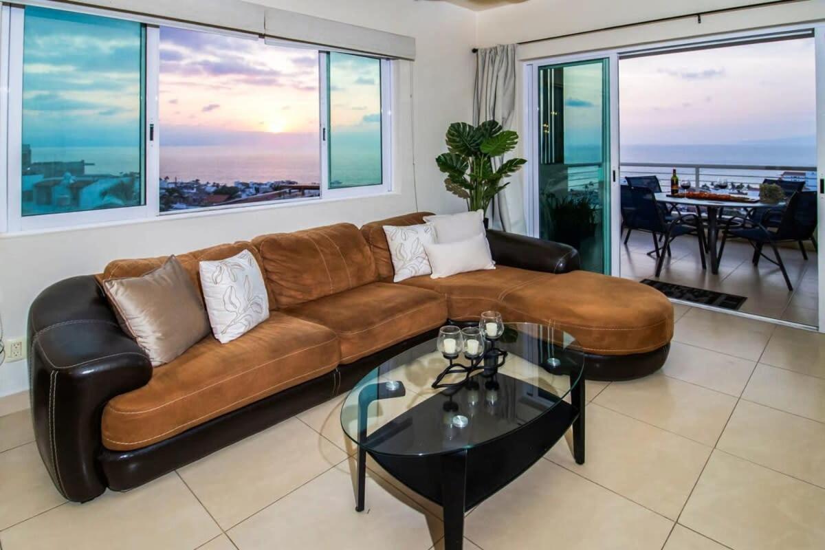 Ocean Views Pool Whirlpool Gym Beach 7 Blocks Apartment Puerto Vallarta