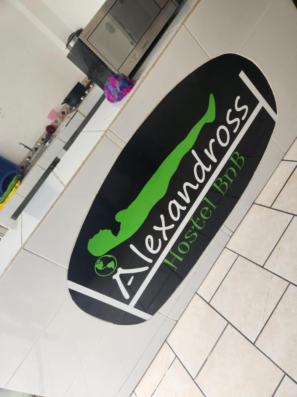 Alexandross Bed & Breakfast *