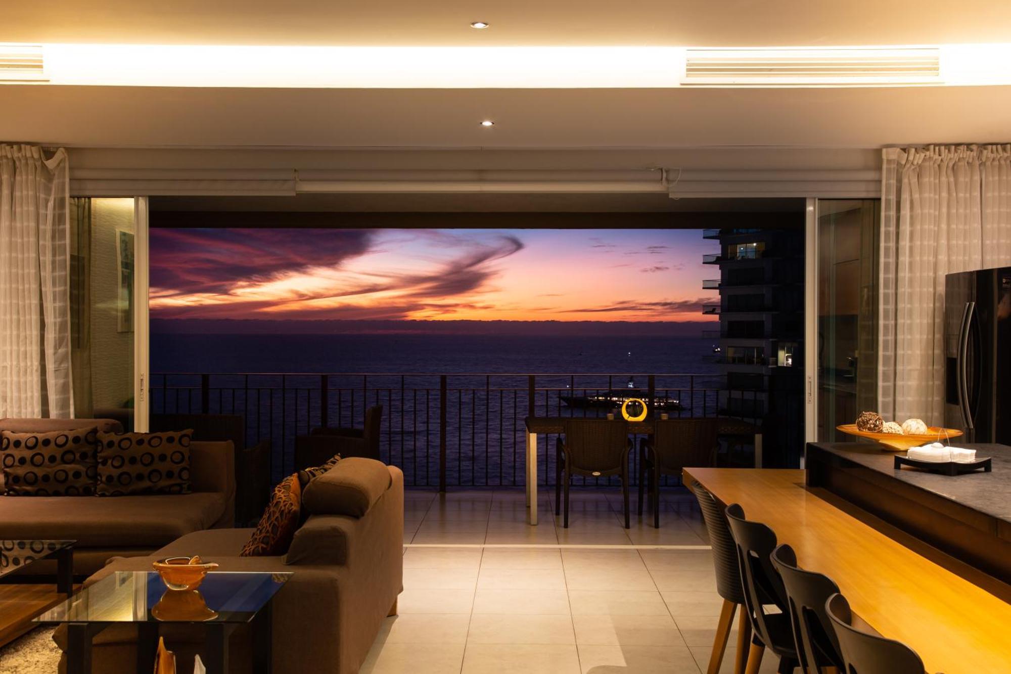 Gorgeous 15 Floor Grand Venetian Apartment Puerto Vallarta