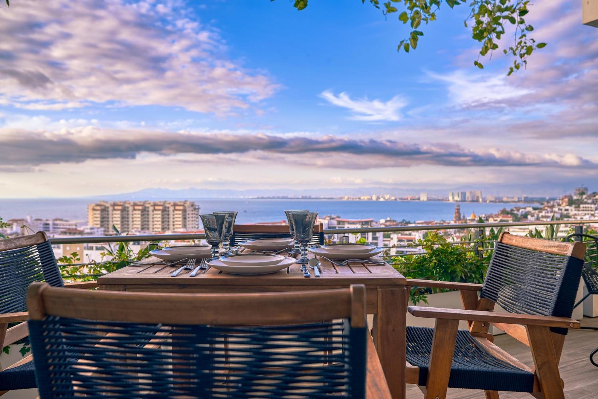 Maxwell Residences Romantic Zone Hotel 4*
