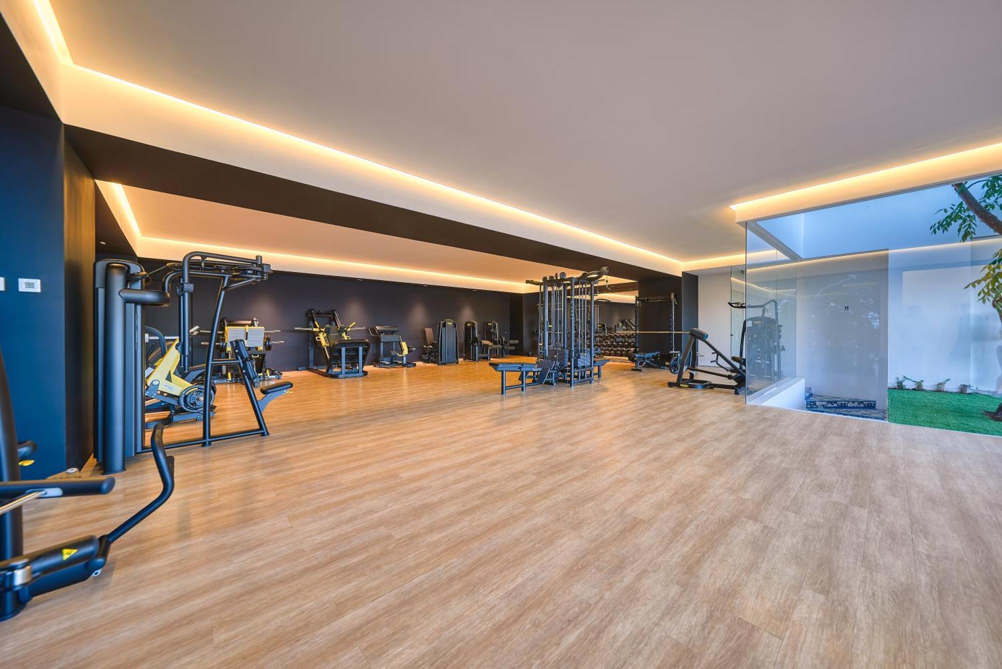 Maxwell Residences Romantic Zone Hotel
