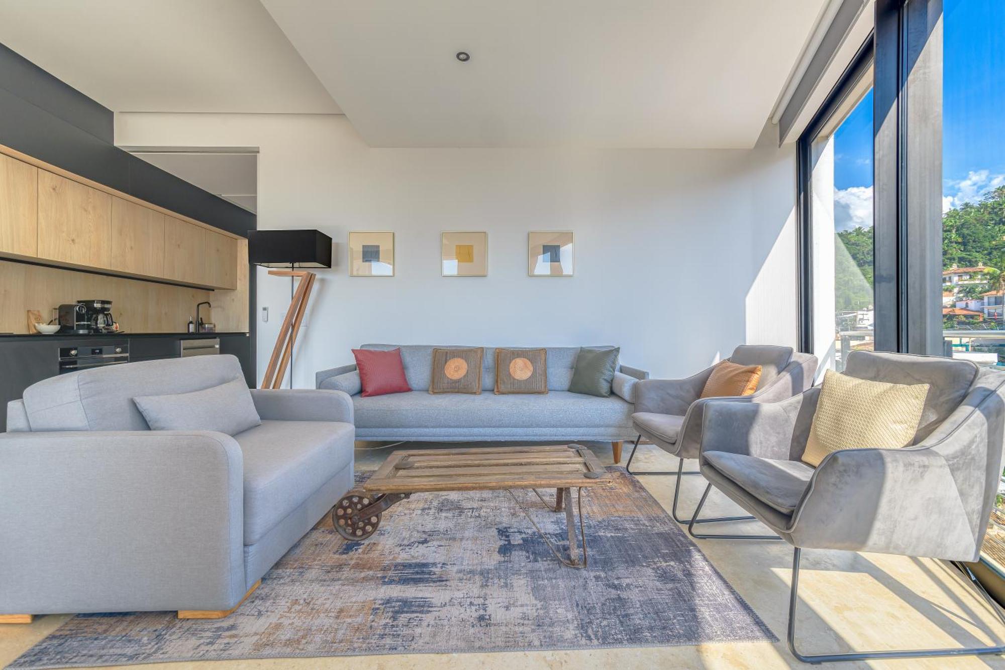 Maxwell Residences Romantic Zone Hotel