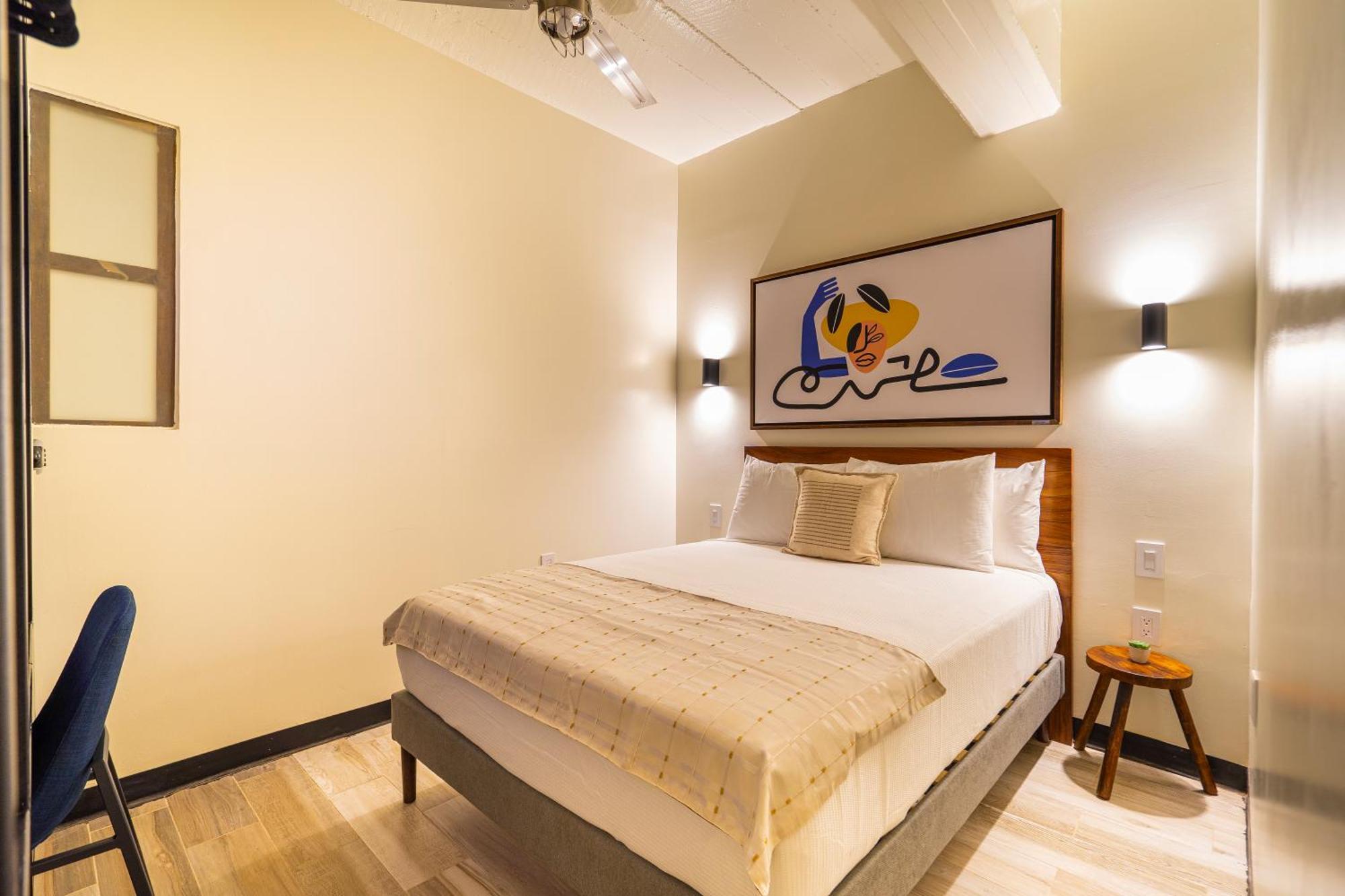 Joint Boutique Zona Romantica Hotel 3*