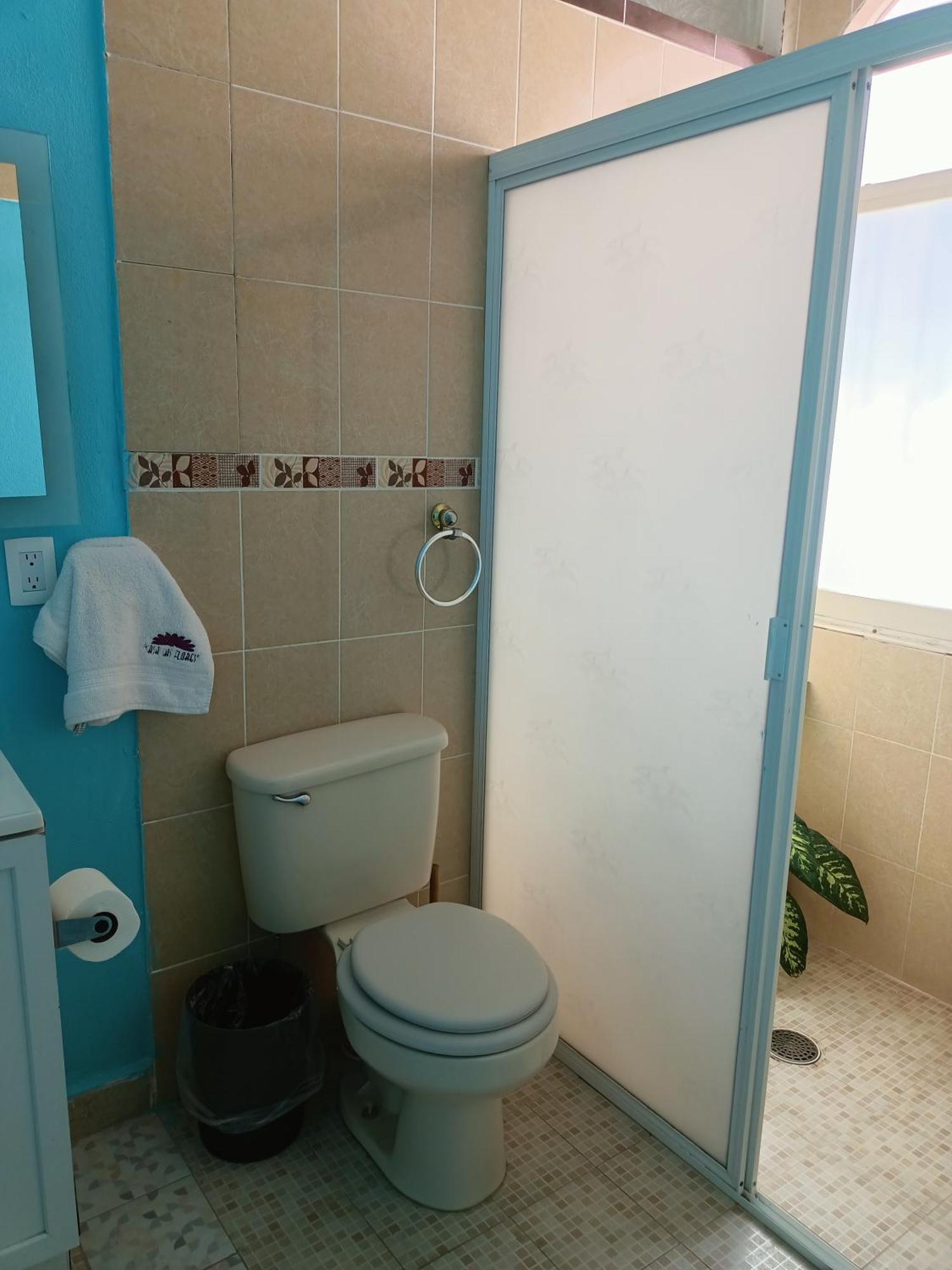 Casa Flores Guest house