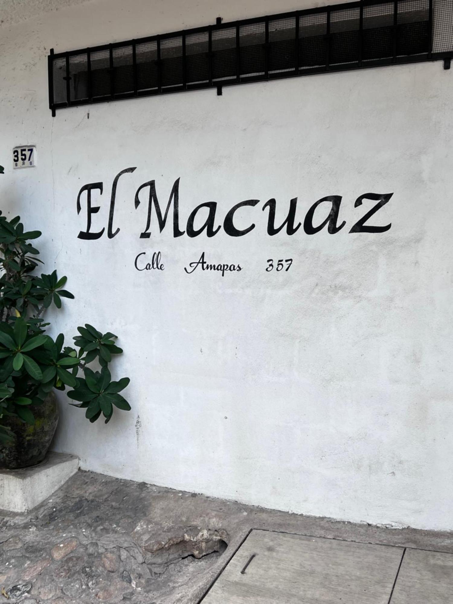 Apartment New Listing Zona Romantica, 2bd, 3 Bath *