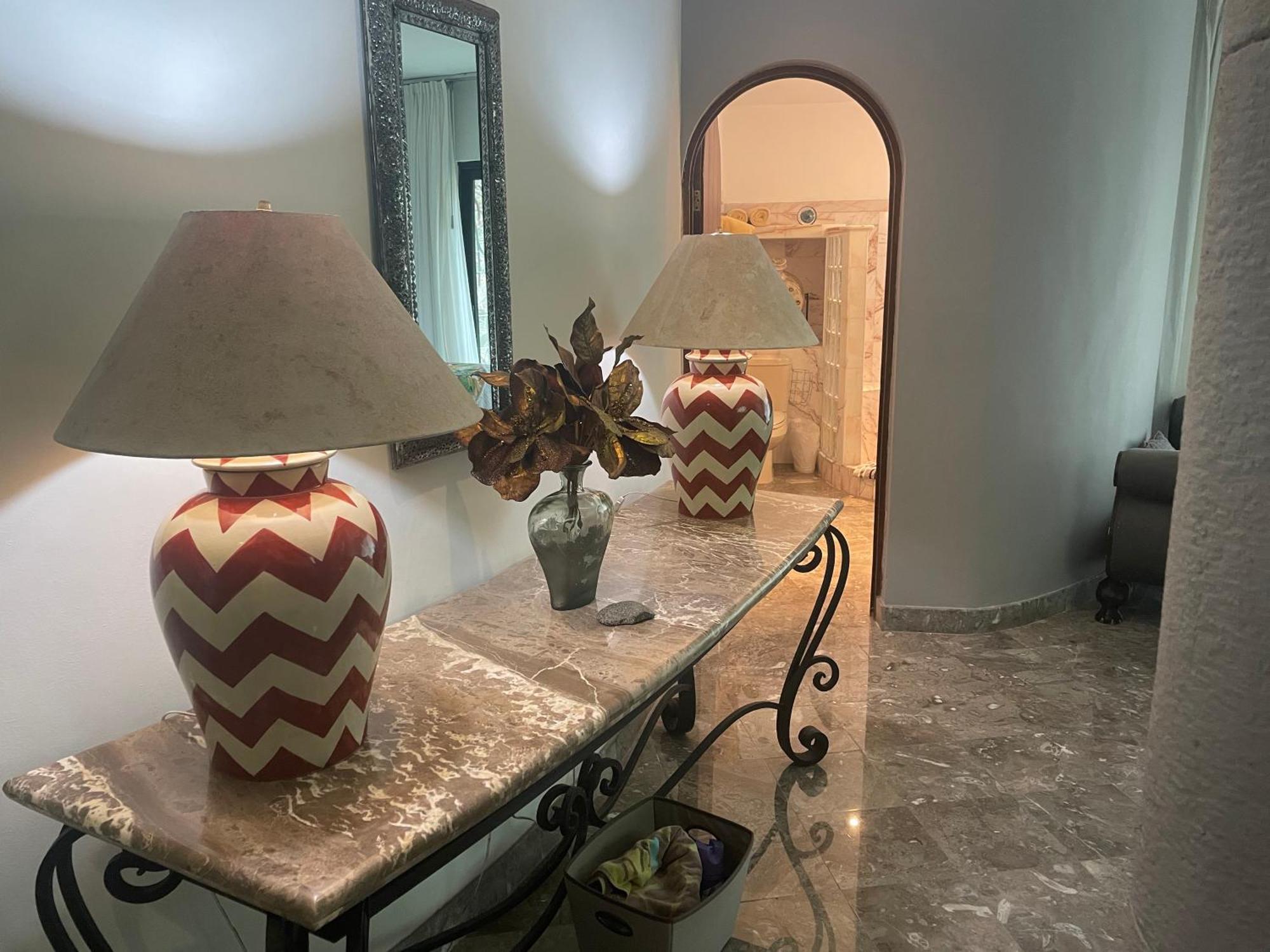 New Listing Zona Romantica, 2bd, 3 Bath Apartment