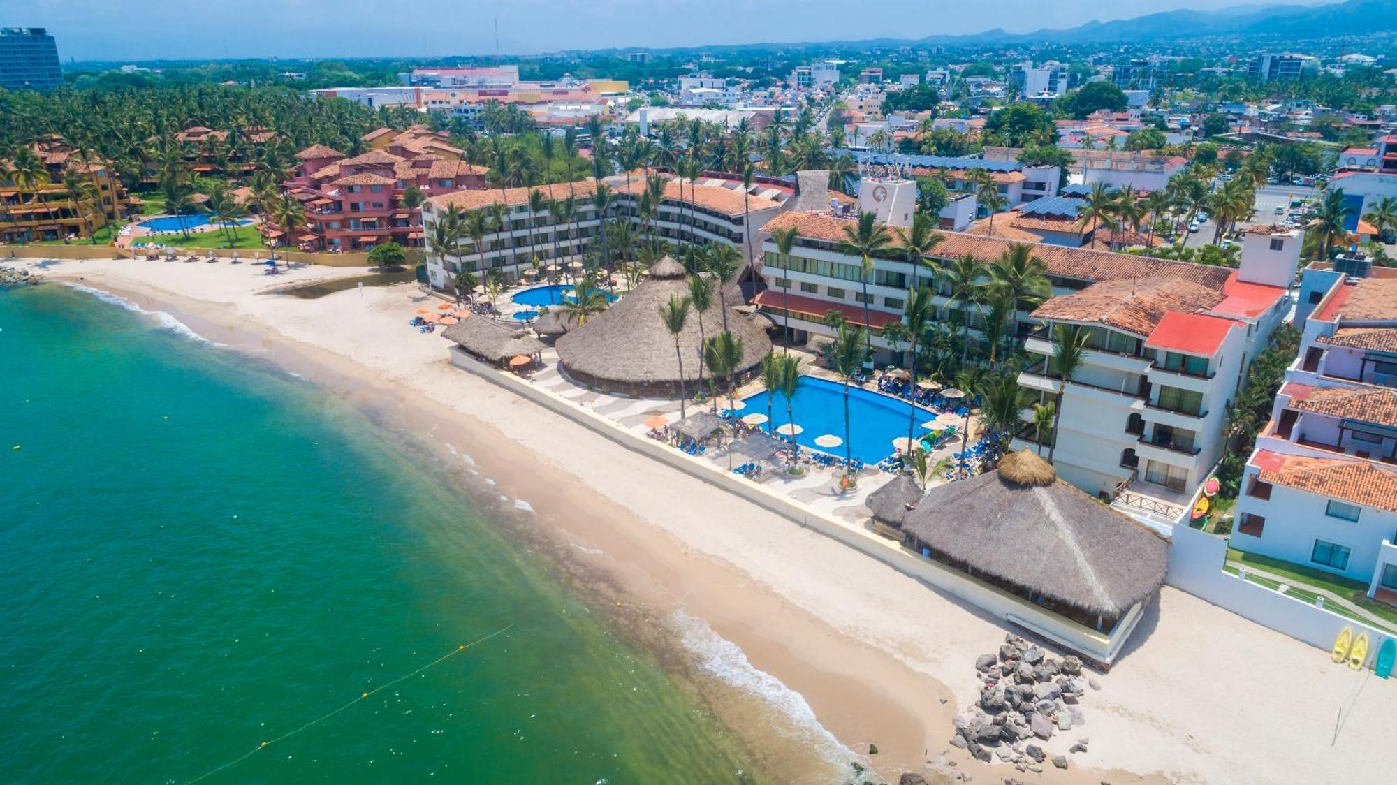 Palmas By The Sea