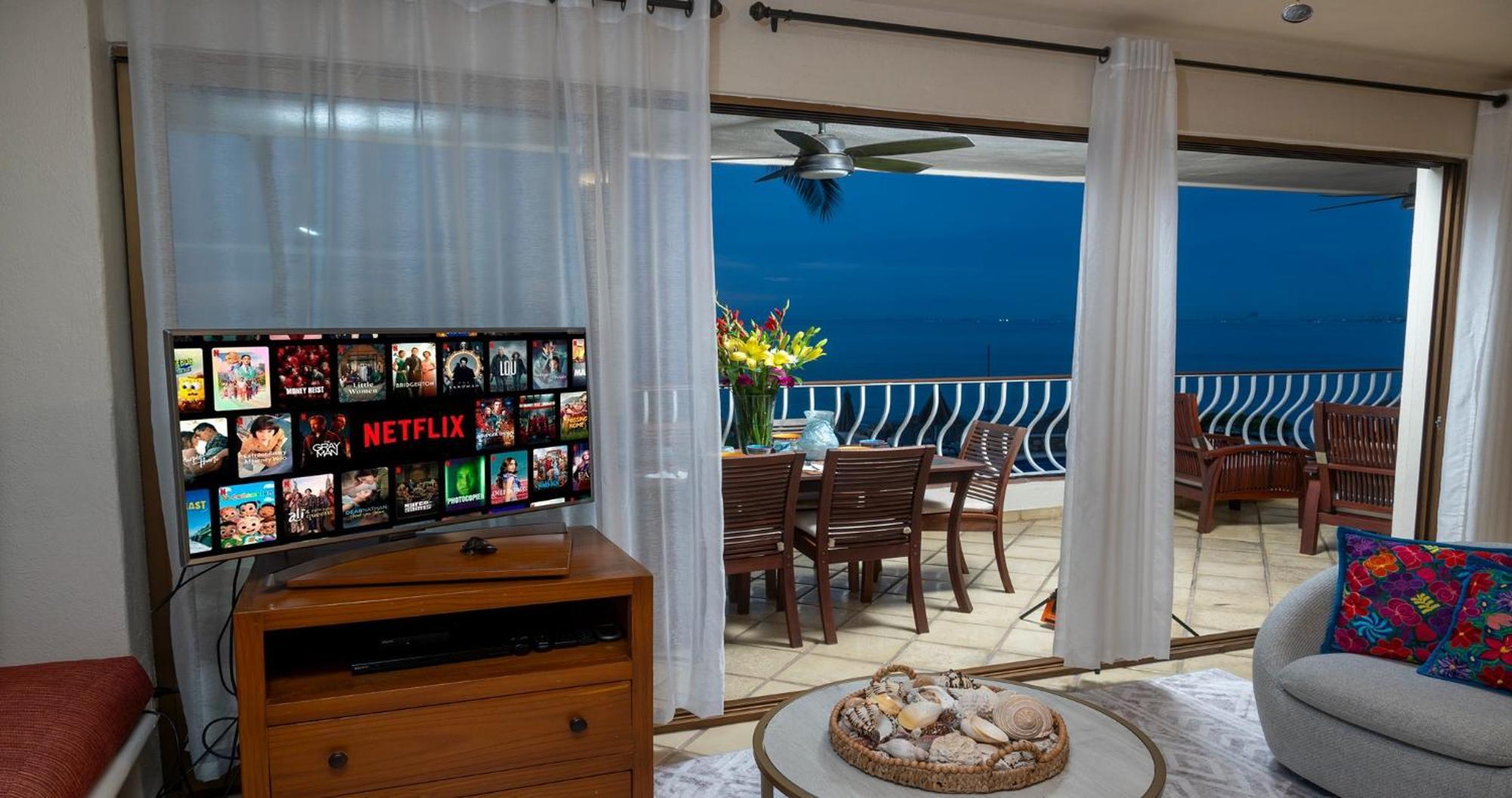Ocean Front, 3 Bedroom, 3 Bathroom, Casa Natalia, Playa Esmeralda * Puerto Vallarta