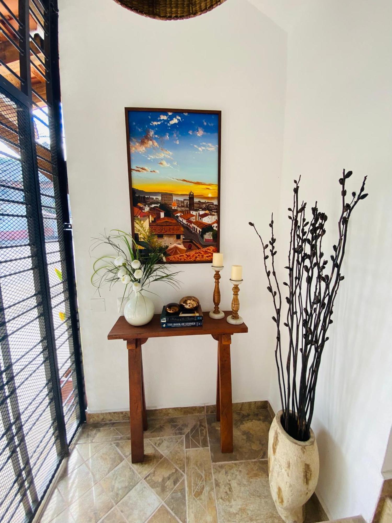 6 Blocks To Beach, Roof Terrace With Spa Tub & Bbq * Puerto Vallarta