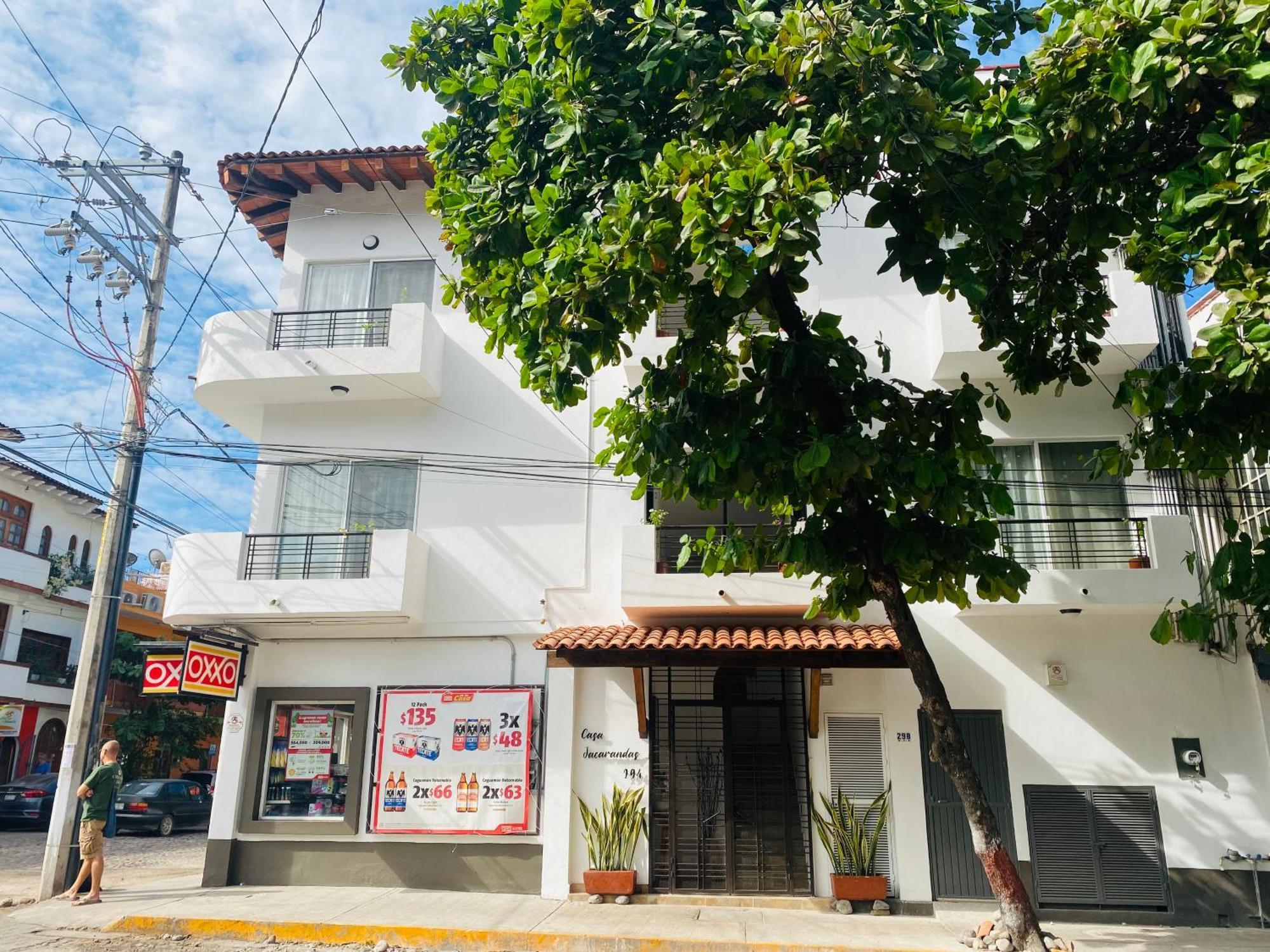 6 Blocks To Beach, Roof Terrace With Spa Tub & Bbq * Puerto Vallarta