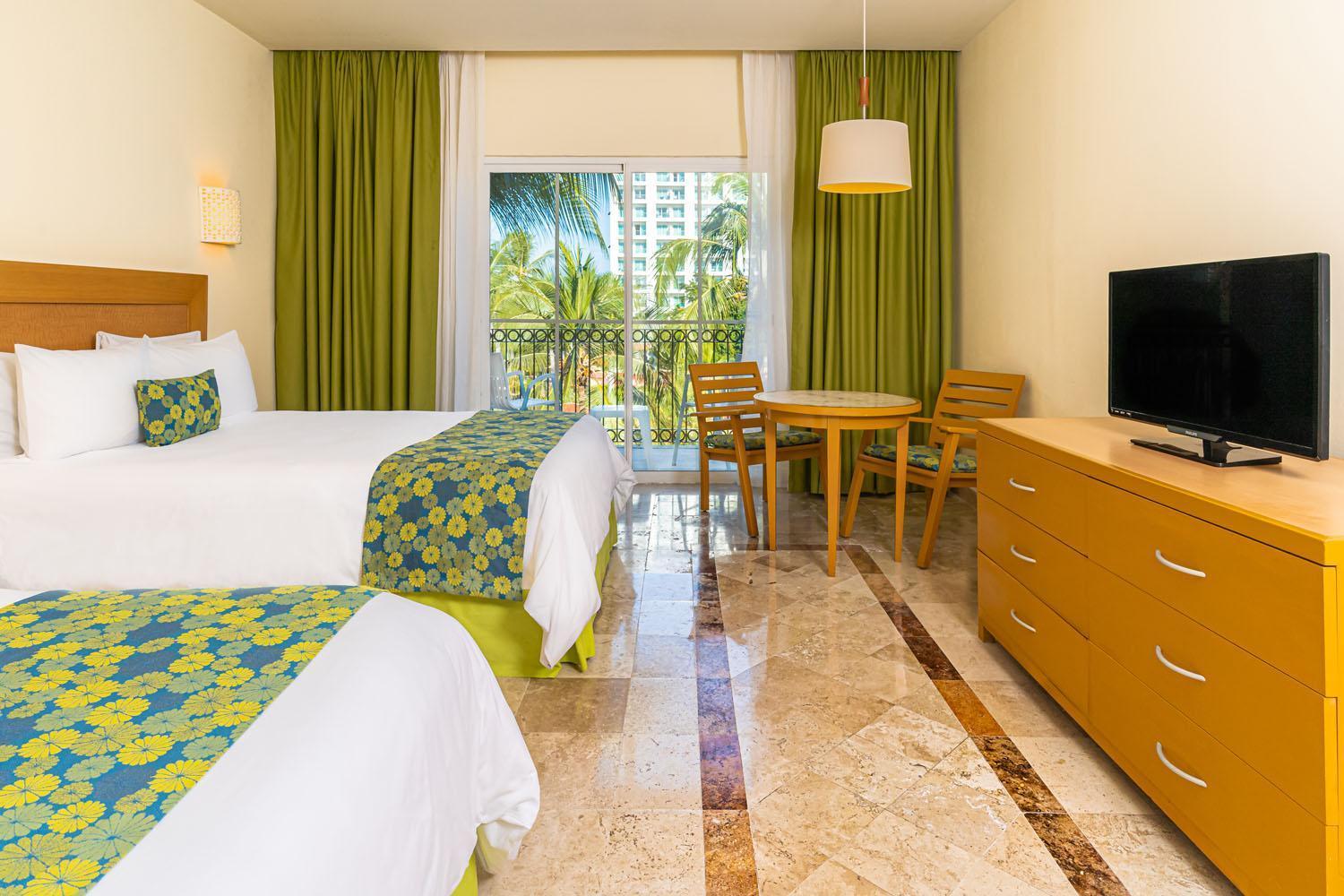 Krystal Vallarta 4*