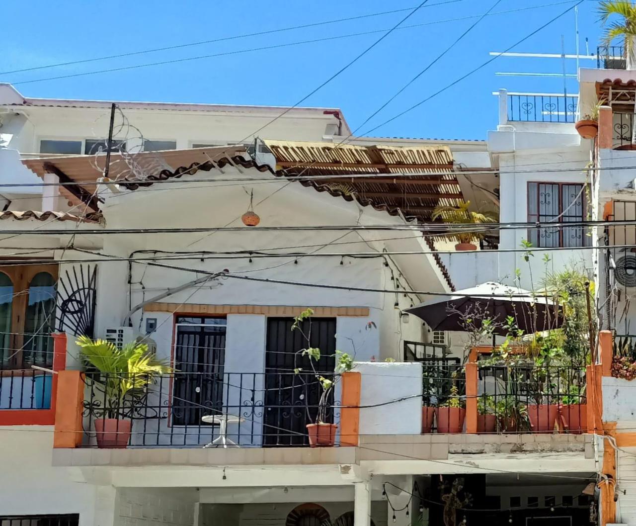 Terraza Y Balcon En La Zona Romantica Cerca Del Mar Apartment Puerto Vallarta