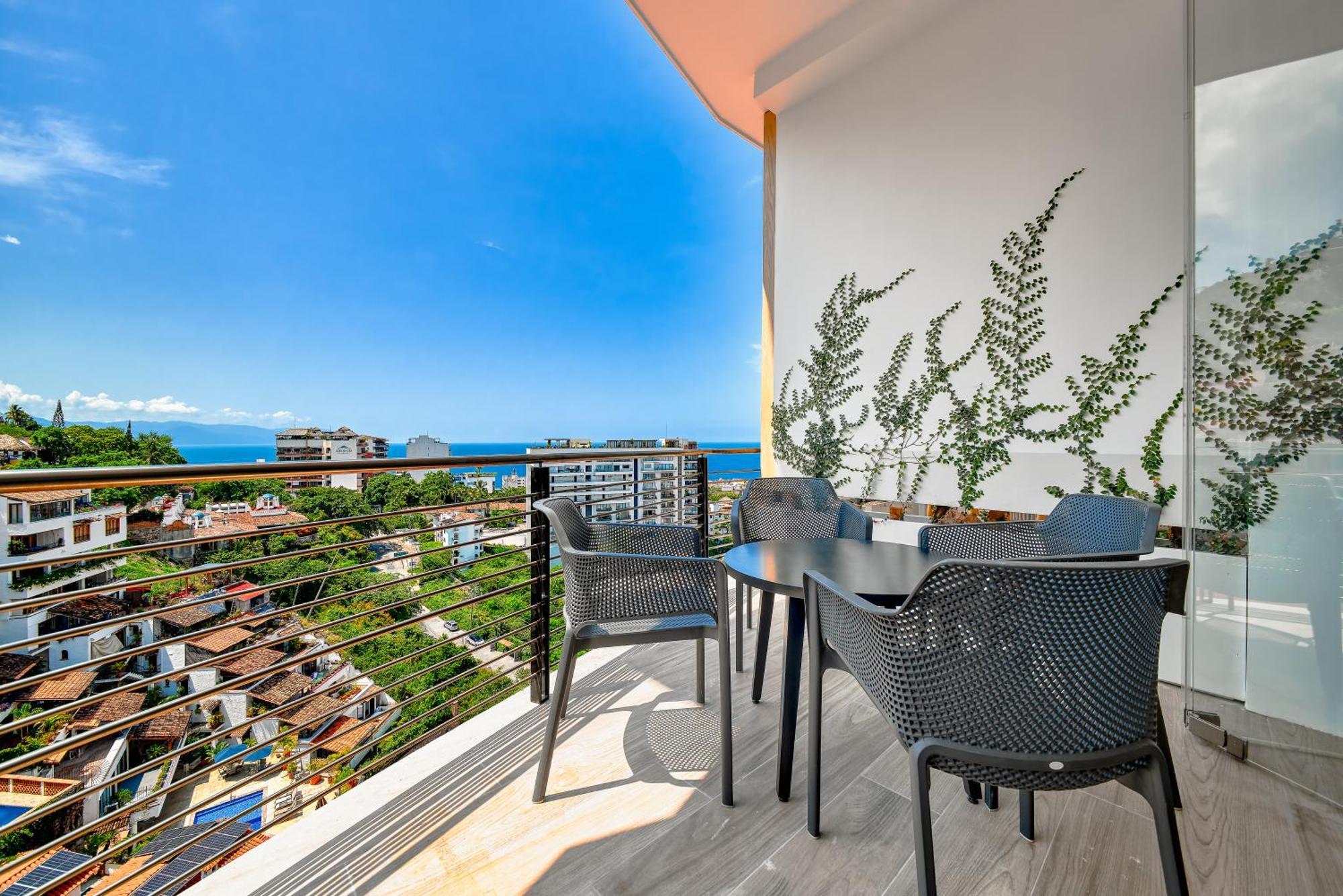 Maxwell Residences Romantic Zone 4*
