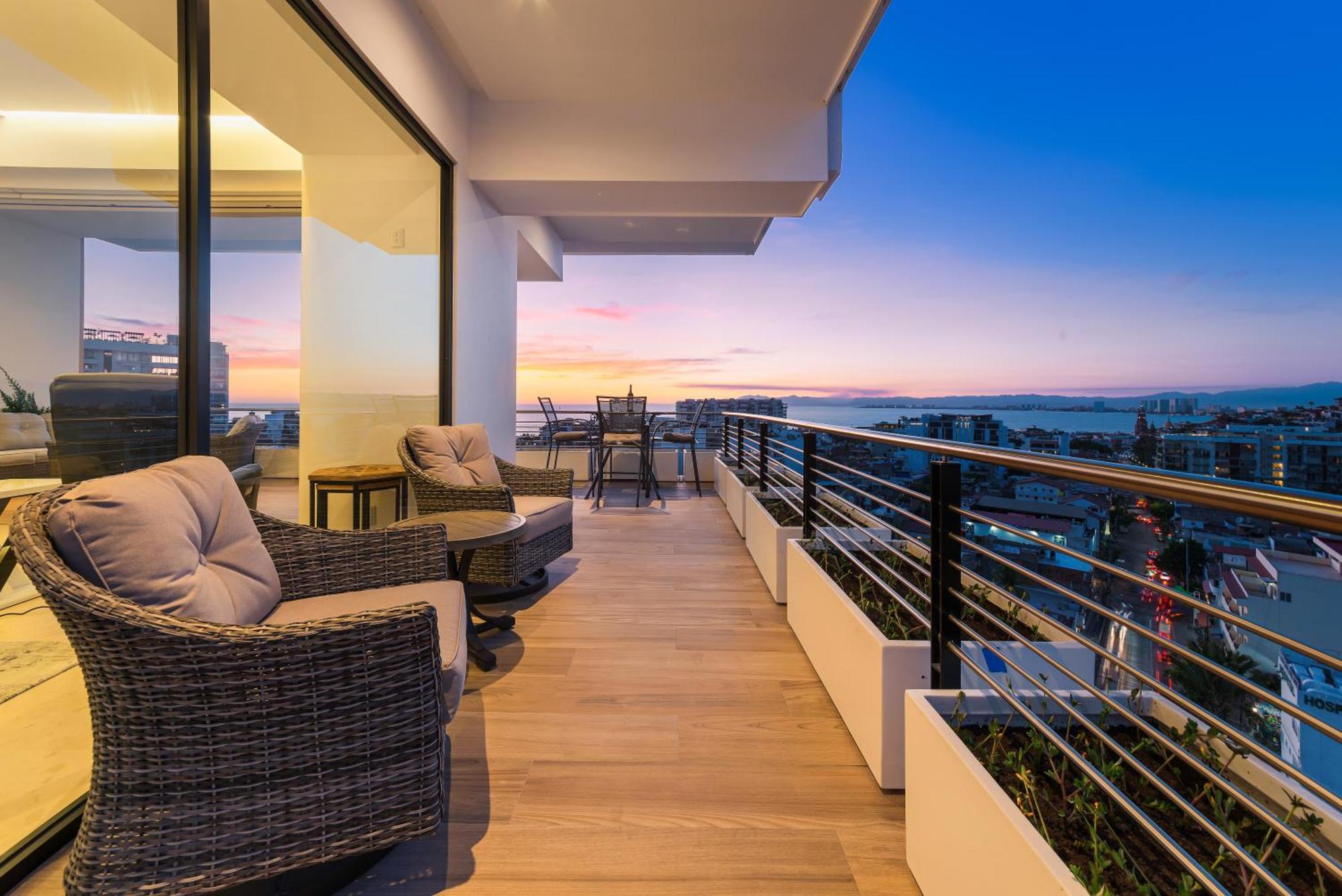 Maxwell Residences Romantic Zone