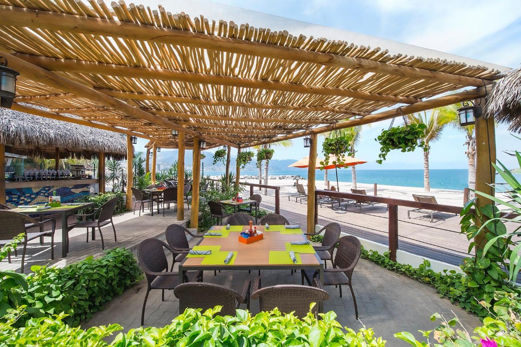Resort Fiesta Americana & 4*