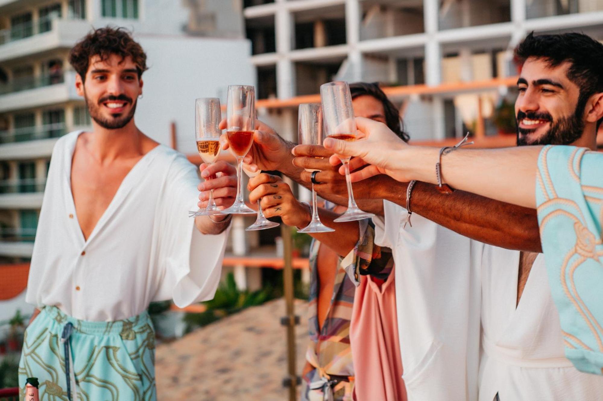 Resort Almar Luxury Lgbt Front Experience (adults Only)