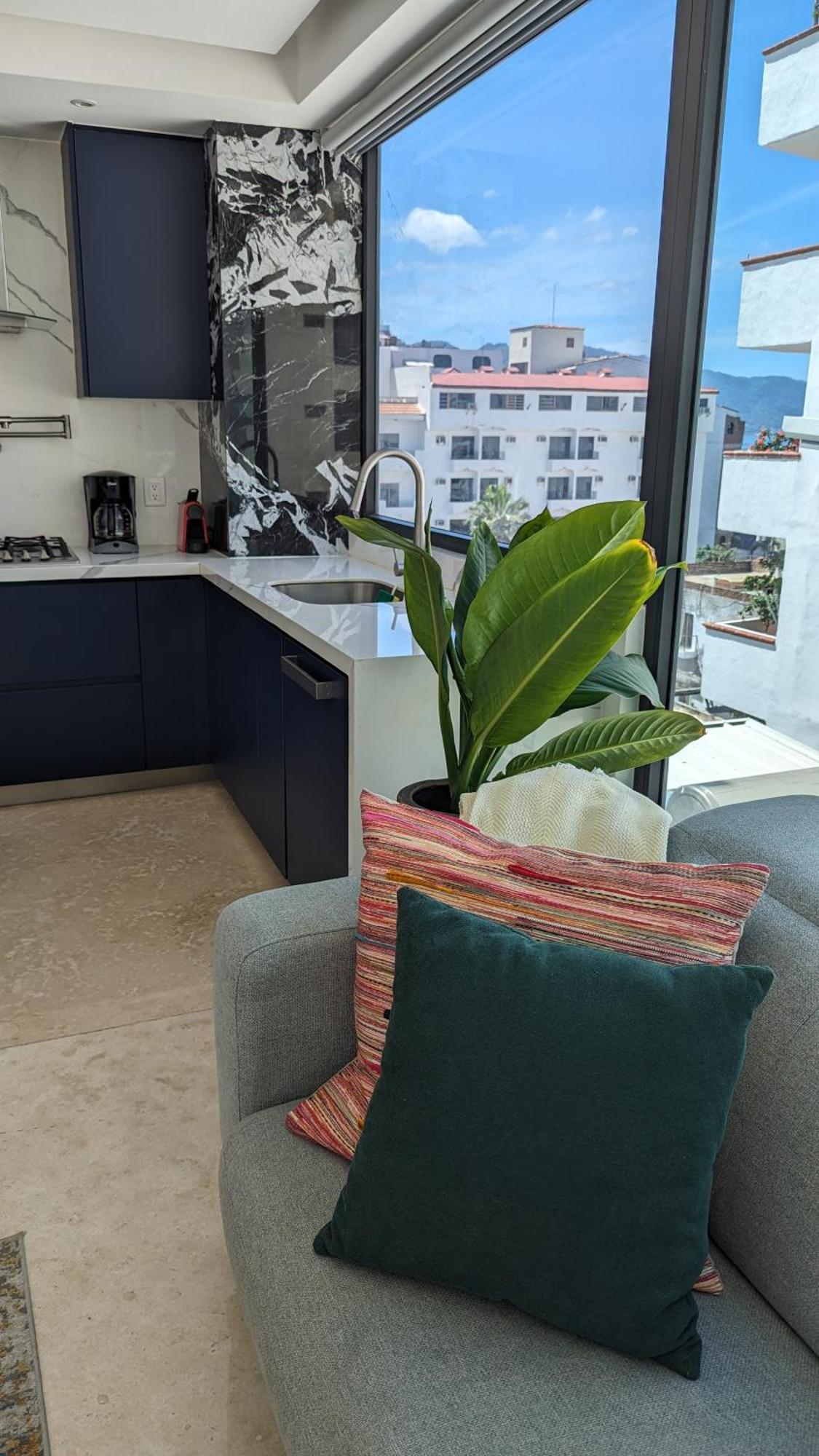 Ocean View Penthouse In P.v. Romantic Zone Puerto Vallarta