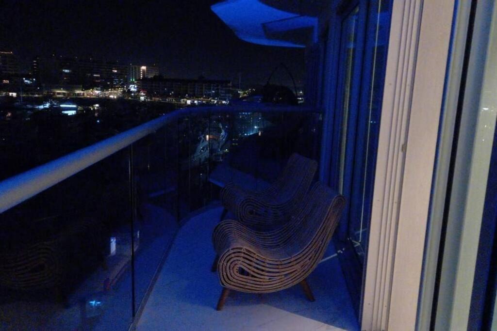 Apartment View In Marina