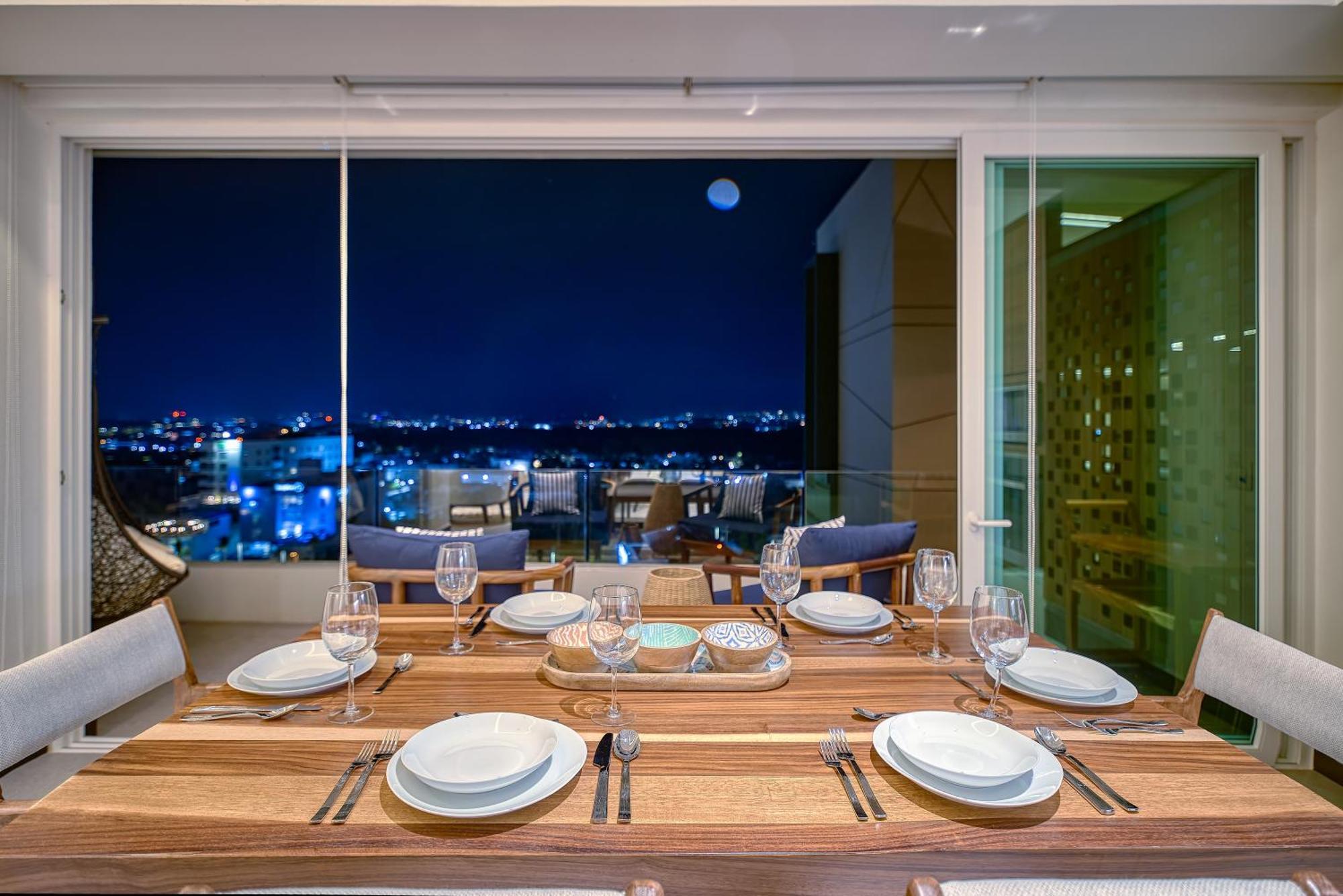 Luxurious Penthouse In *