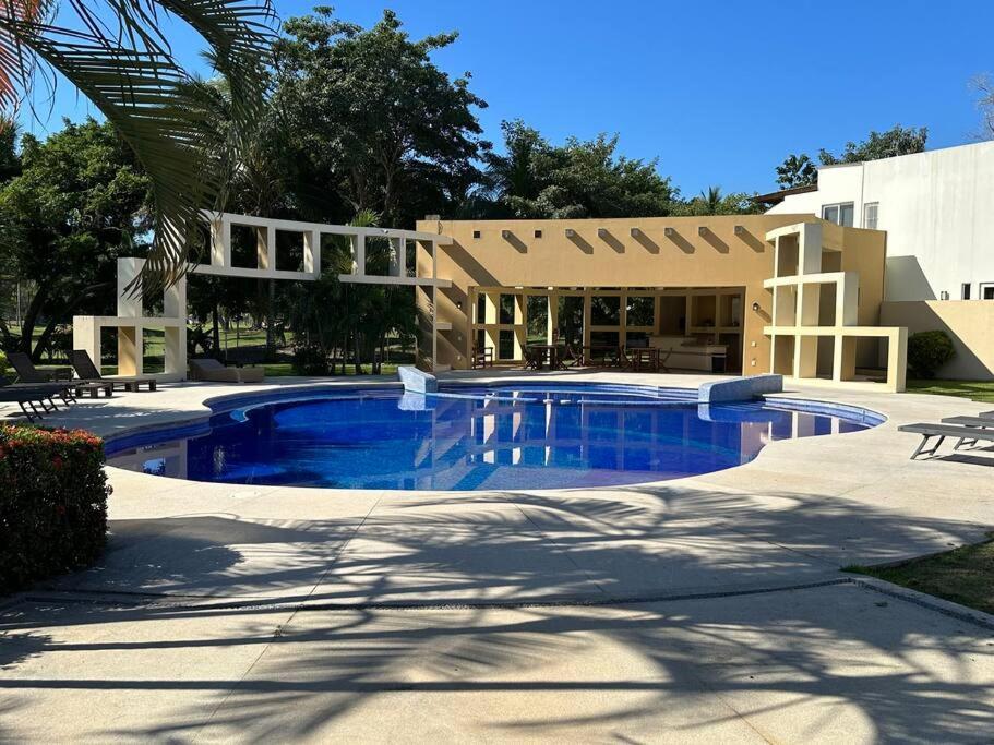 Casa Hermosa Y Acogedora En Privado *