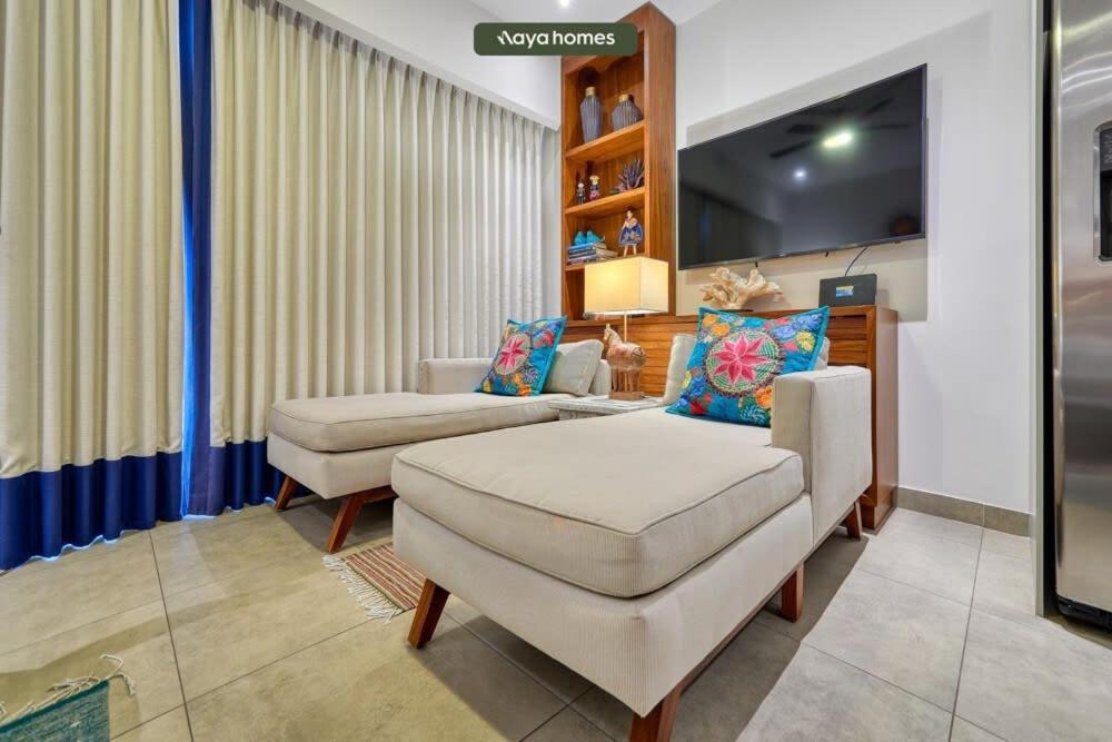 Pavilion 303 * Puerto Vallarta