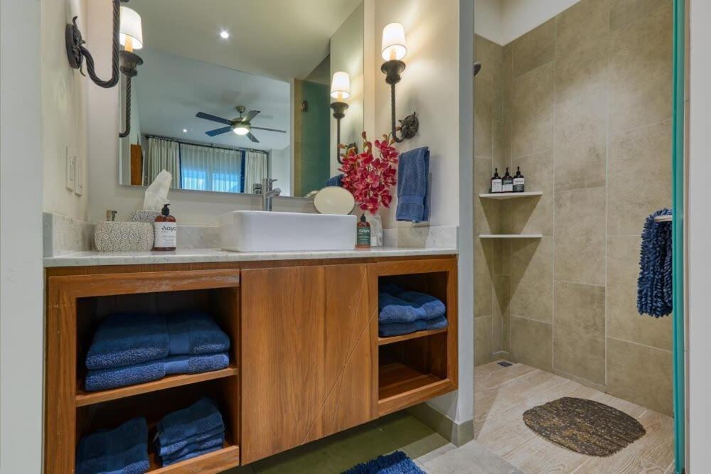 Pavilion 303 Apartamento