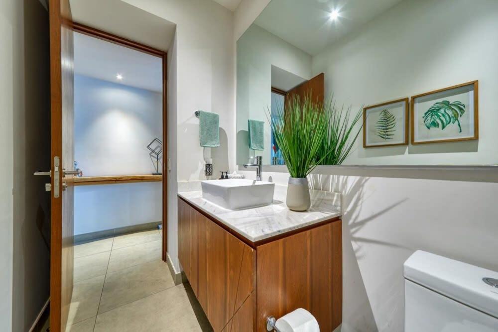 Pavilion 303 Apartamento
