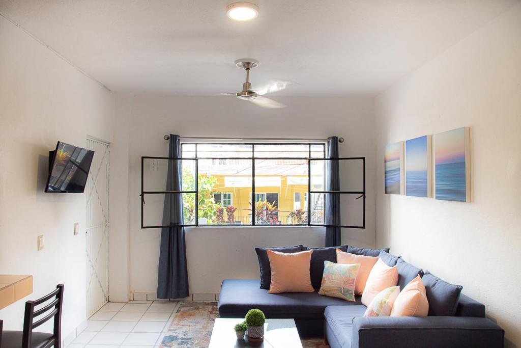 Apartment Prime Location, Better Service *