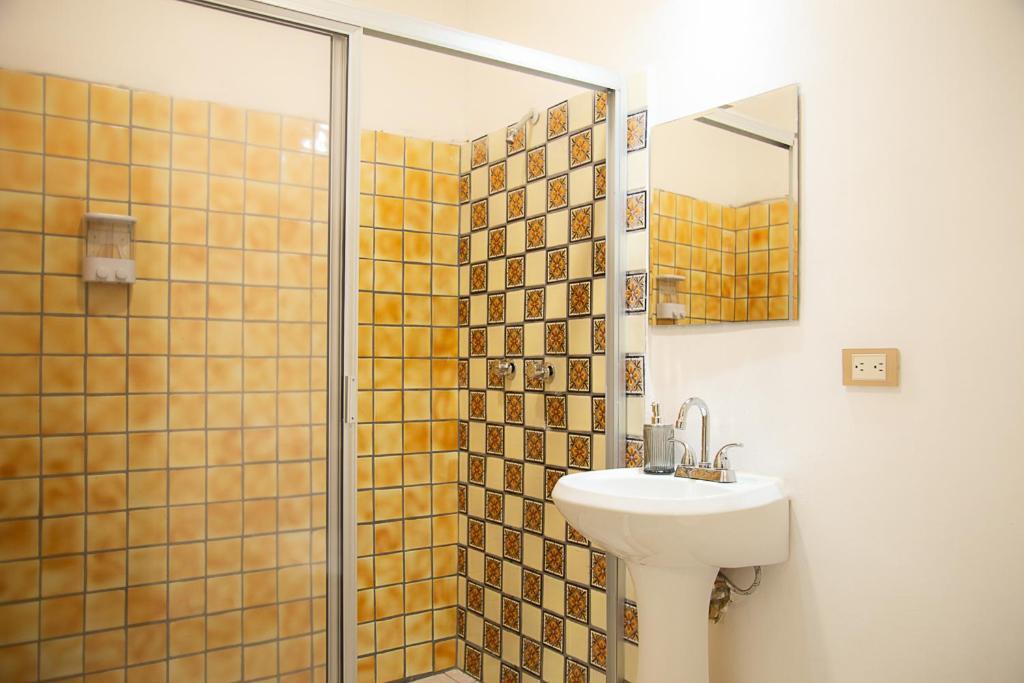Apartment Prime Location, Better Service