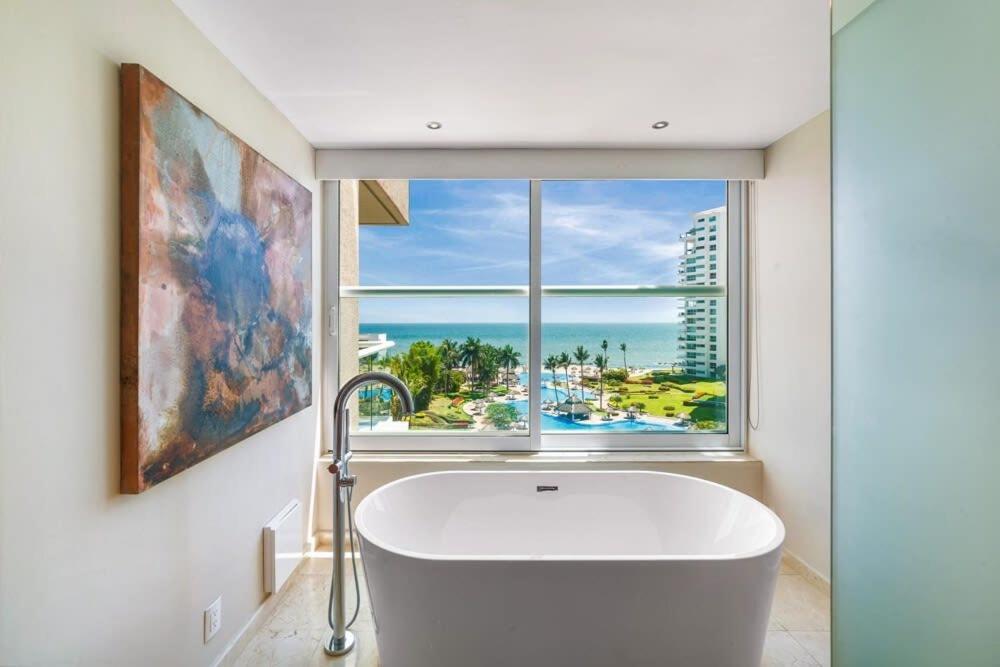 Shangri-la Torre5-7b-pv Apartment *