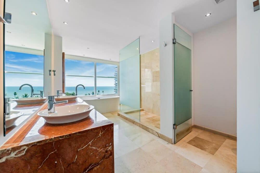 Shangri-la Torre5-7b-pv Apartment Puerto Vallarta