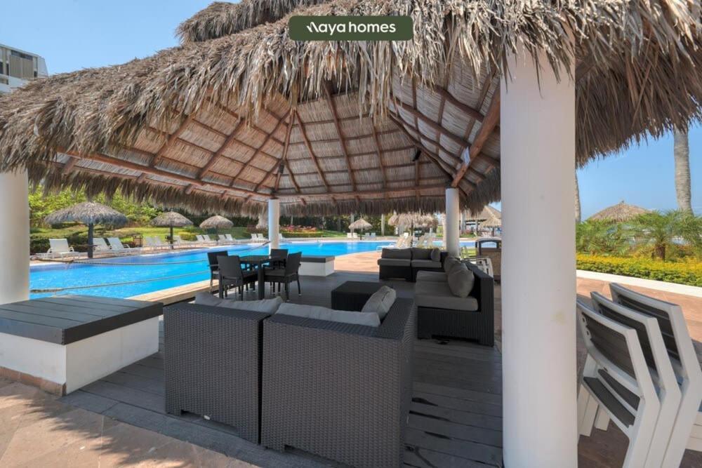Shangri-la Torre5-7b-pv Apartment