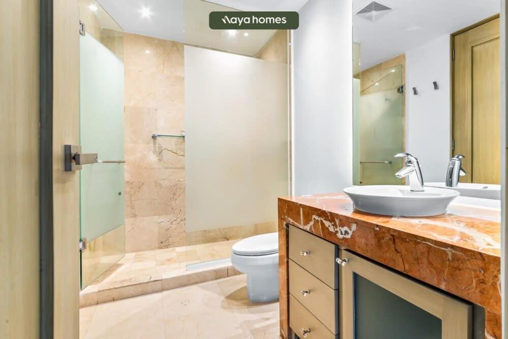 Shangri-la Torre5-7b-pv Apartment
