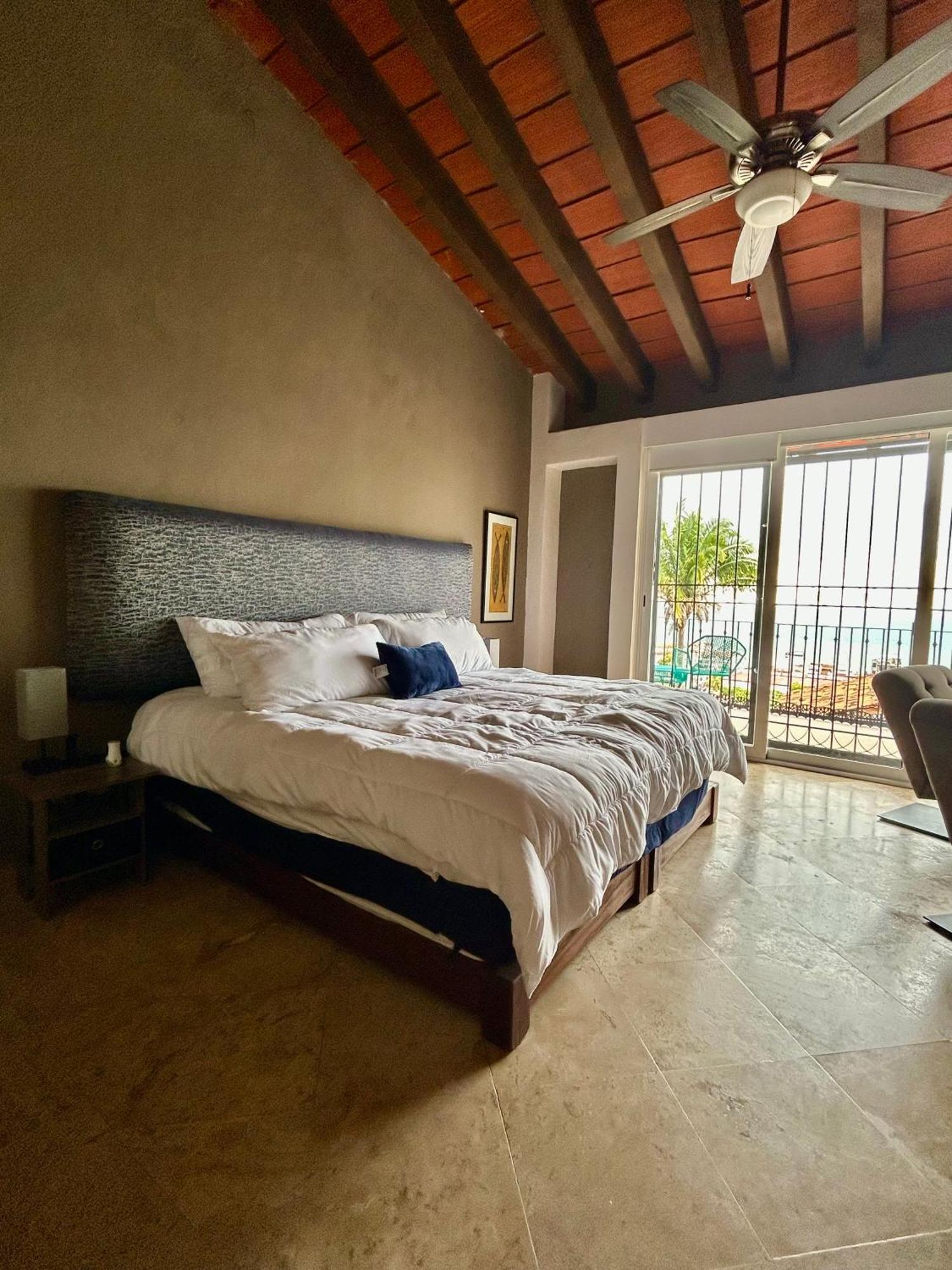 Stunning Ocean Views, Ecuador, Centrally Located Puerto Vallarta