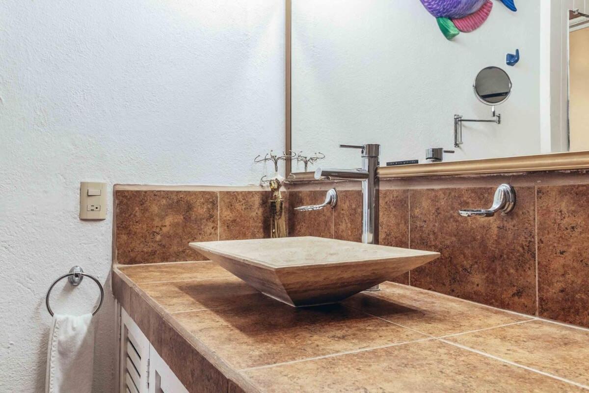 Ocean View 2br Condo-balcony-beach-pool Apartment Puerto Vallarta