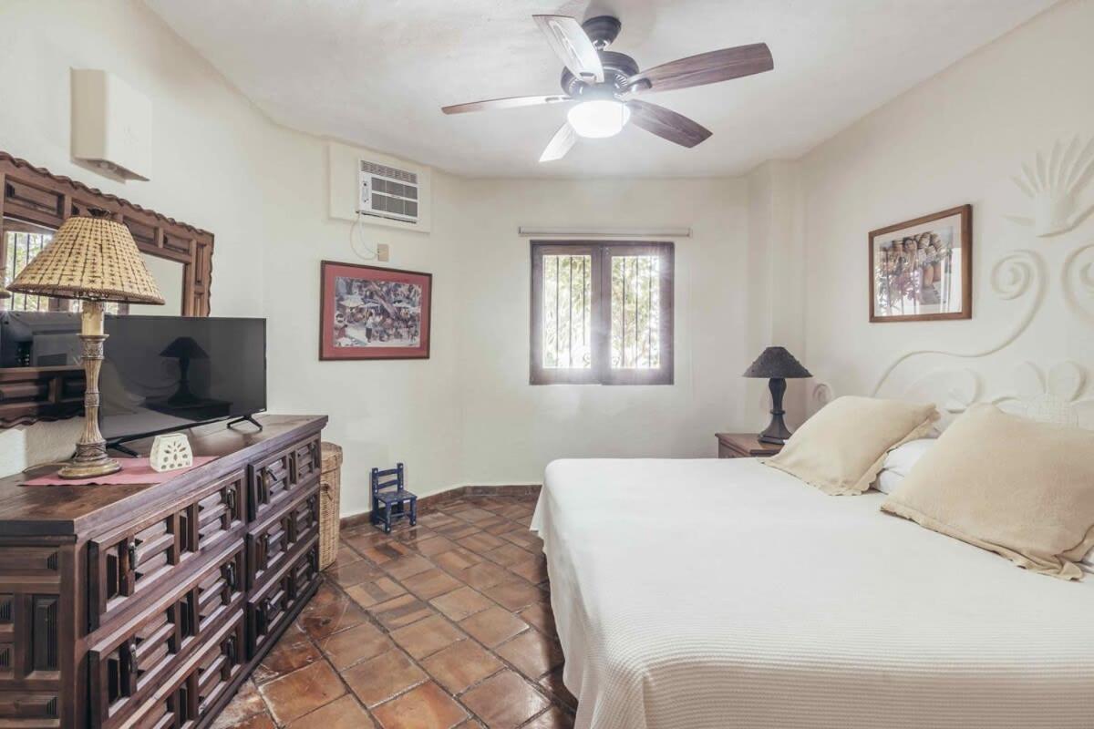 Vista Del Sol-908-pv *