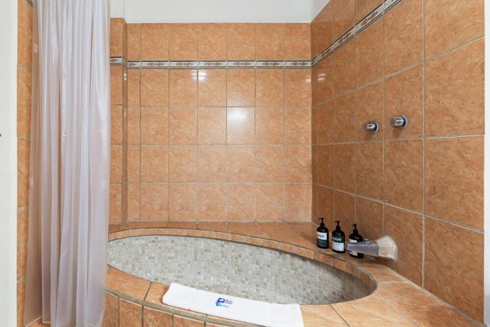 Apartment Ocean View 2br Condo-balcony-beach-pool Puerto Vallarta