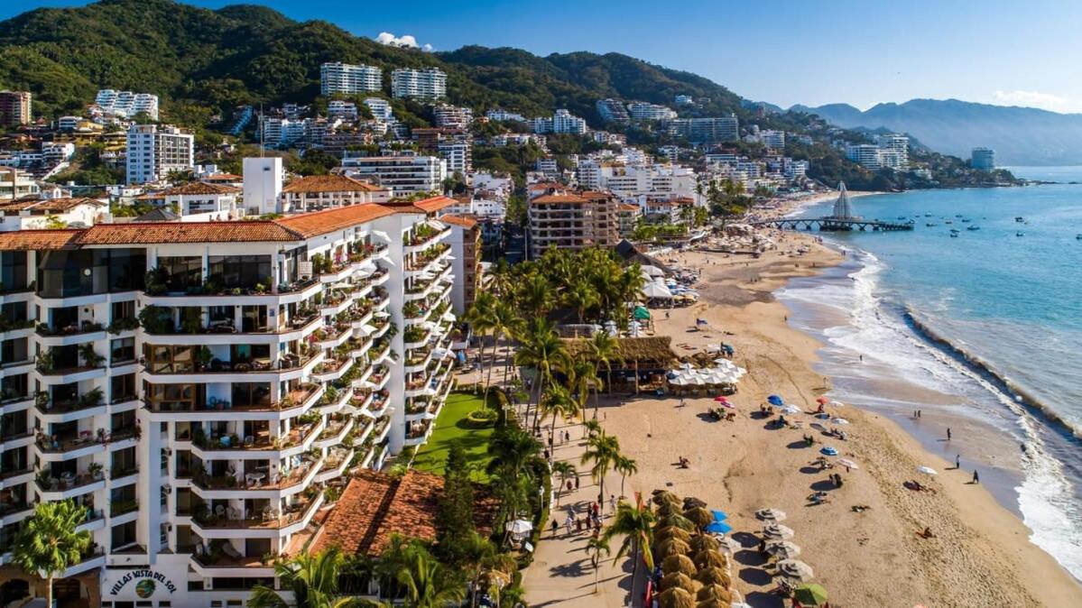 Ocean View 2br Condo-balcony-beach-pool Apartment