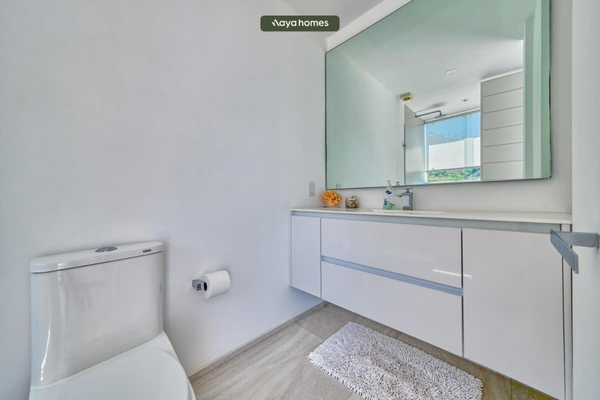 Apartment Orchid, Penthouse 8d *