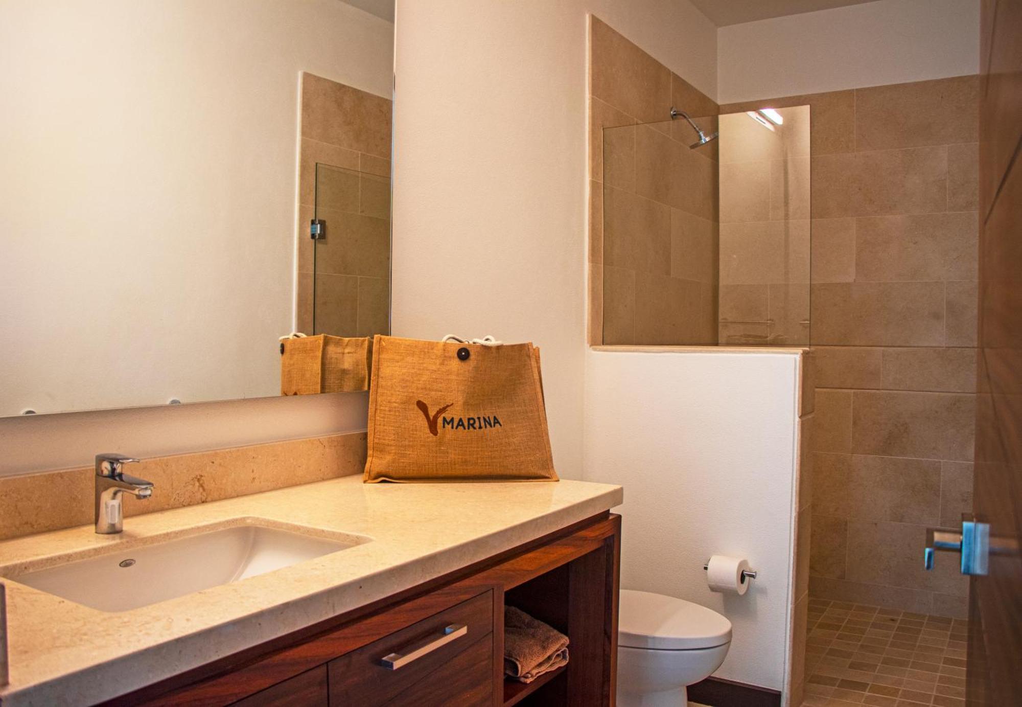 V-marina B-902 Apartment *