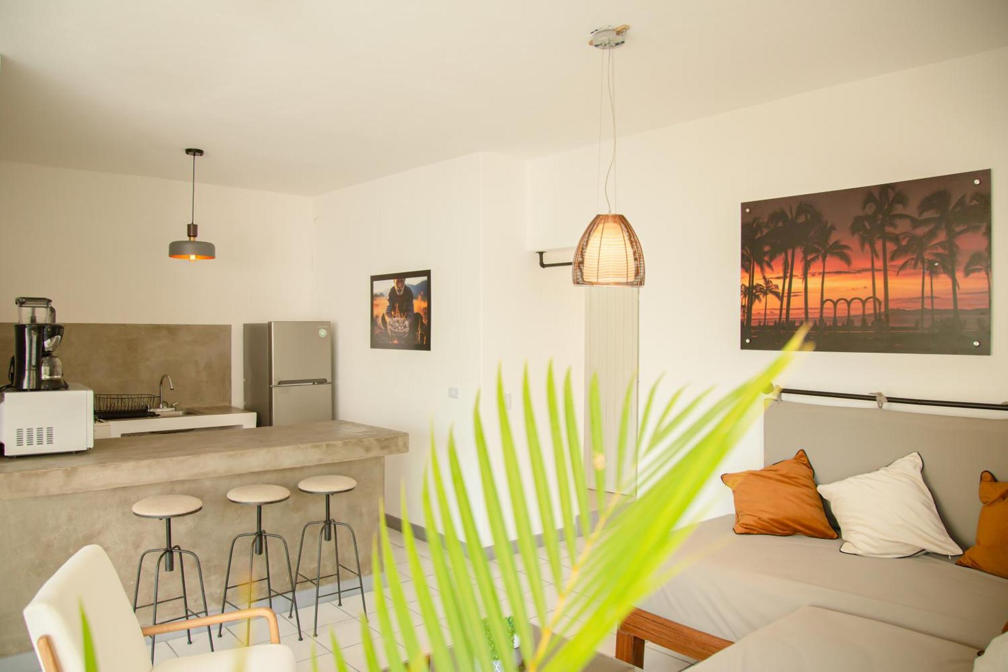 Apartment Prime Location, Better Service *
