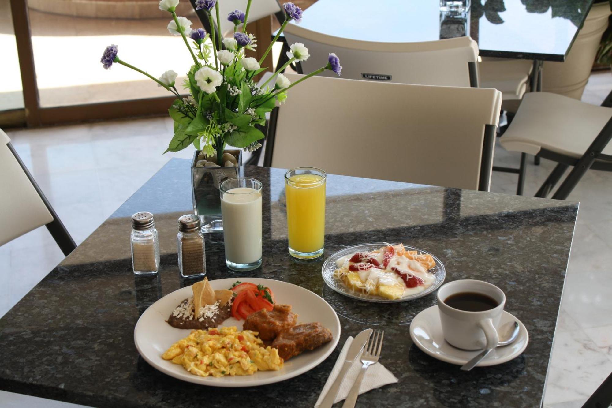 Hotel Porto Allegro Puerto Vallarta
