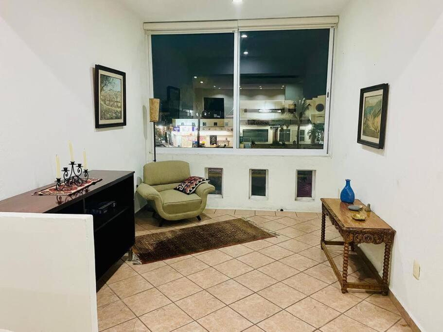 Apartment Cozy Mexican Style