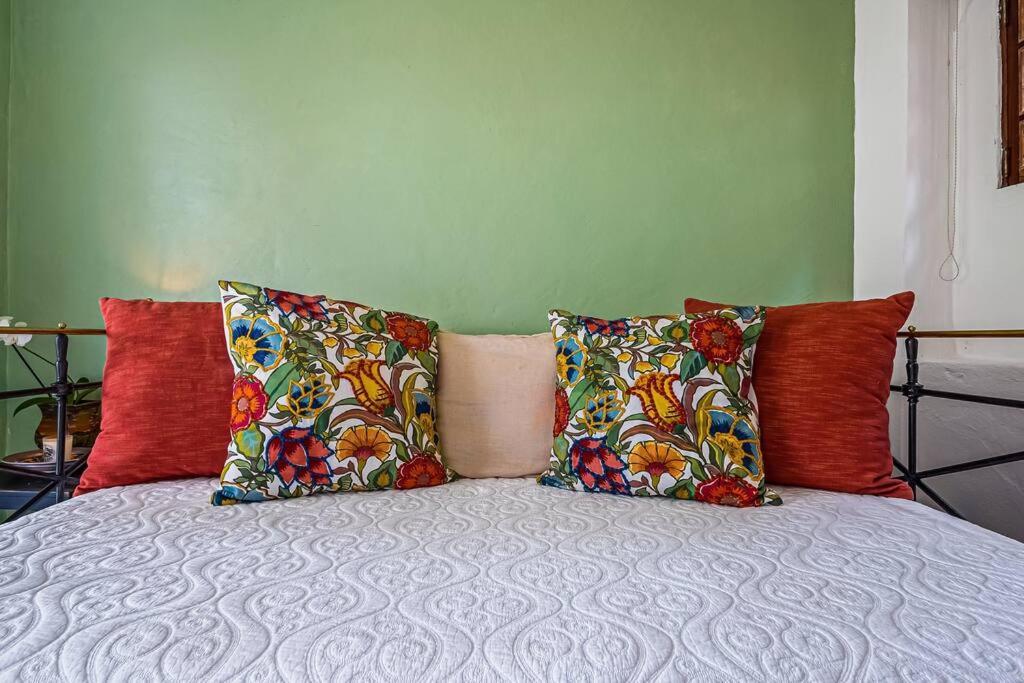 Apartment Romantique - Tropical Garden