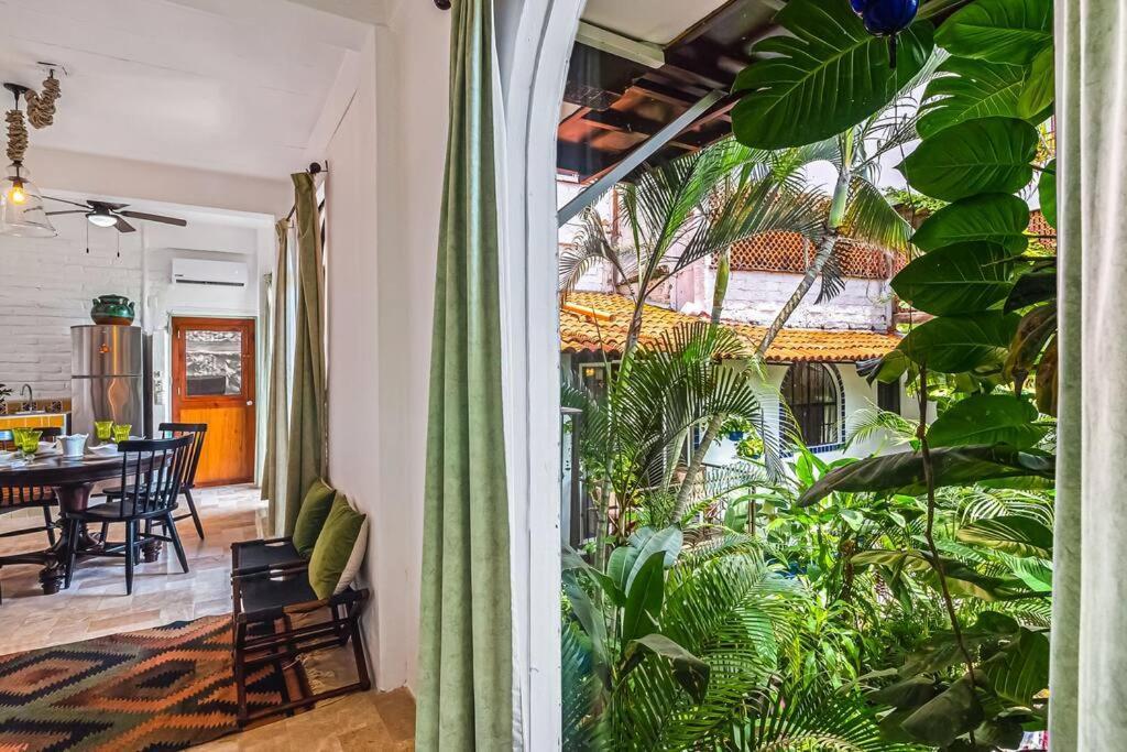 Apartment Romantique - Tropical Garden Puerto Vallarta