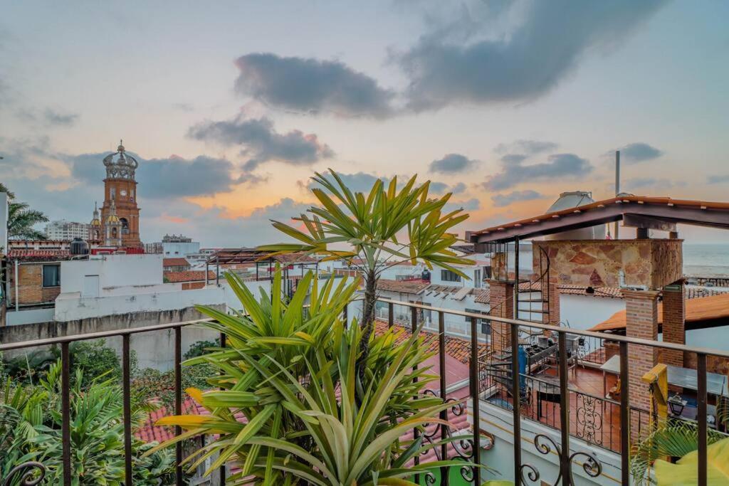 Apartment La Vista - Ocean And Cathedral Views *