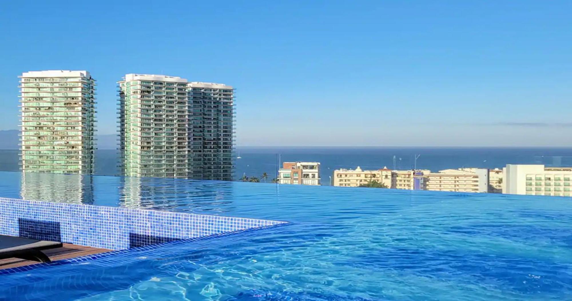 Zoho Skies Amazing View Sleeps 6, #t1-1104 Apartment Puerto Vallarta