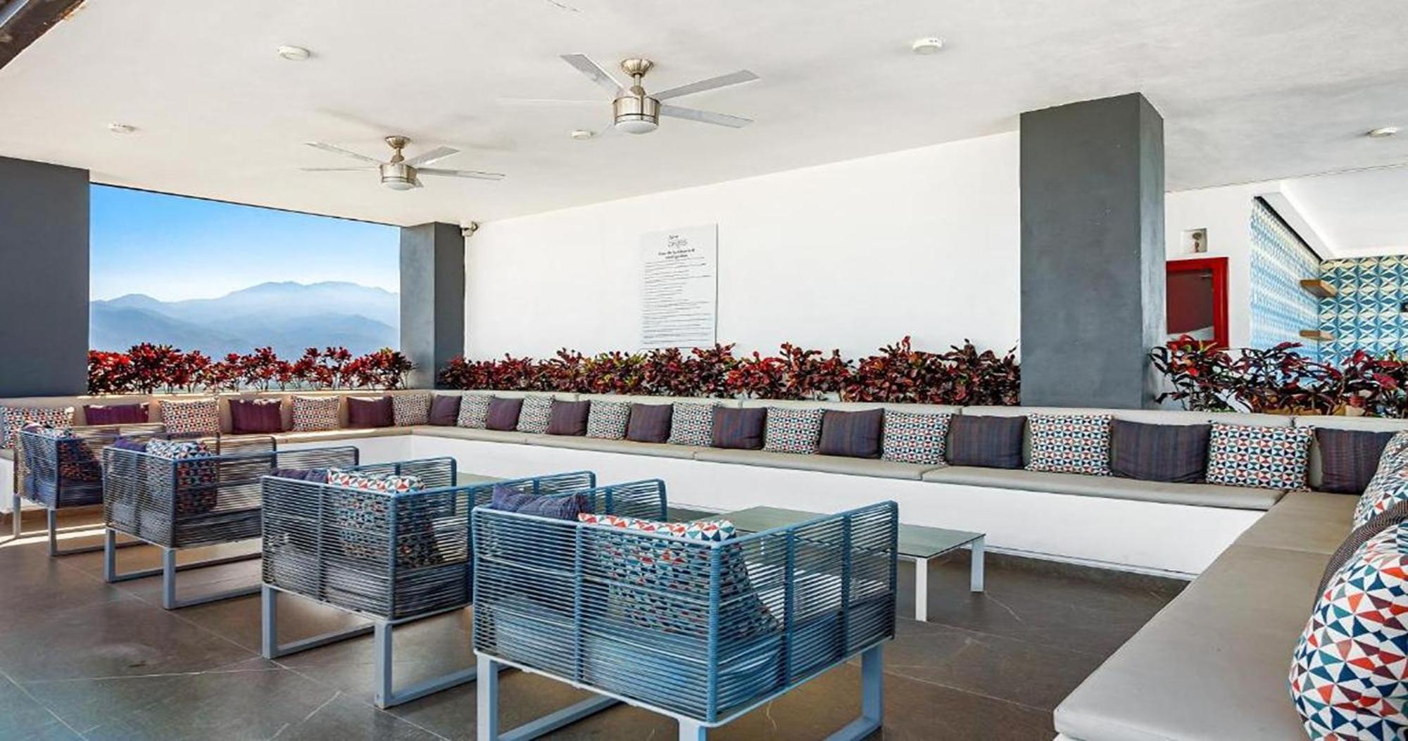 Zoho Skies Amazing View Sleeps 6, #t1-1104 Puerto Vallarta