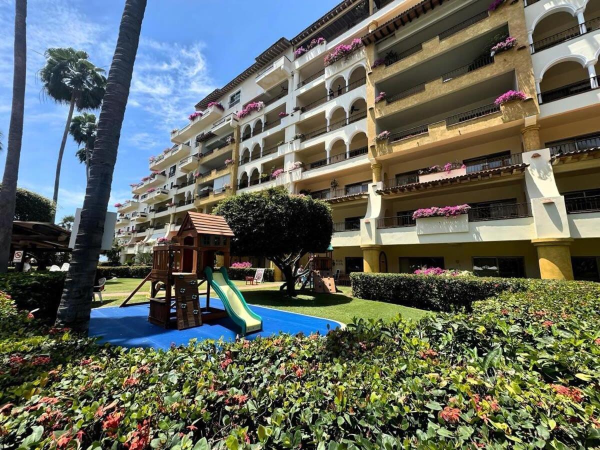 Apartment Beachfront With 3 Pools Gym Kids Club And Tennis Puerto Vallarta